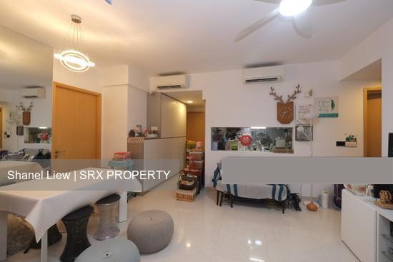 La Fiesta (D19), Condominium #205048571